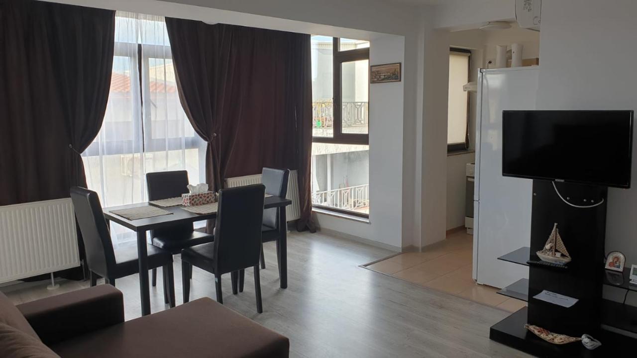 Apartament Lulu Mamaia Nord, 3 Minute De Plaja Năvodari Exteriér fotografie